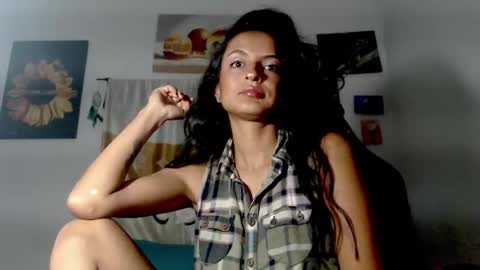 Yemaya 28 online show from November 23, 8:25 am