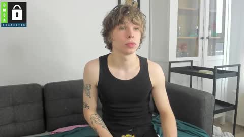 Snapshot of yen2025 chatting on March 2, 10:55 am Yen online show from March 2, 10:55 am