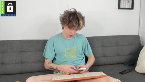 Snapshot of yen2025 chatting on March 11, 7:36 am Yen online show from March 11, 7:36 am