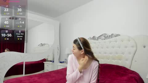 yennefer13 online show from January 9, 9:27 pm