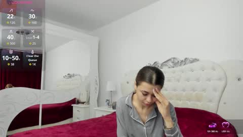 yennefer13 online show from February 16, 9:44 pm