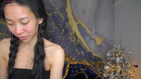 yennstar online show from January 11, 11:59 am