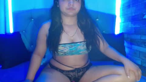 Snapshot of yesamin_stone18 chatting on April 20, 1:03 pm yesamin_stone18 online show from April 20, 1:03 pm
