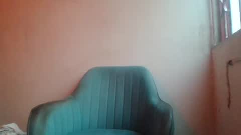 Snapshot of yeshuaaa999 chatting on December 15, 10:58 pm yeshuaaa999 online show from December 15, 10:58 pm