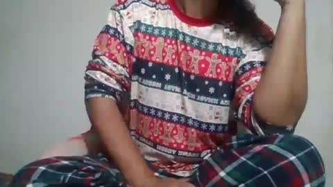 Snapshot of yeshuaaa999 chatting on January 8, 11:10 am yeshuaaa999 online show from January 8, 11:10 am