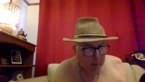 someonesmum online show from February 21, 8:04 am