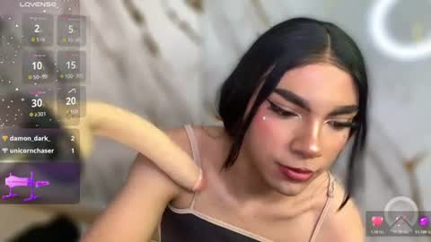 Snapshot of yess__daddy_ chatting on July 28, 8:52 pm sofia online show from July 28, 8:52 pm