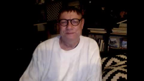 Snapshot of yessex247 chatting on November 23, 2:22 am yessex247 online show from November 23, 2:22 am