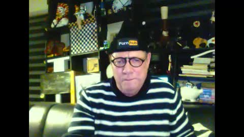 Snapshot of yessex247 chatting on February 28, 12:55 am yessex247 online show from February 28, 12:55 am