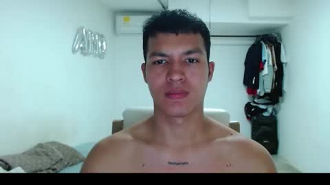 Snapshot of yessic_ chatting on January 20, 4:32 am Ander online show from January 20, 4:32 am