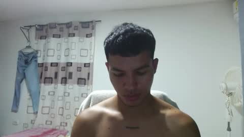 Snapshot of yessic_ chatting on September 29, 5:45 am Ander online show from September 29, 5:45 am