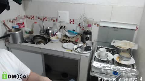 yessica and andres online show from December 10, 4:45 am