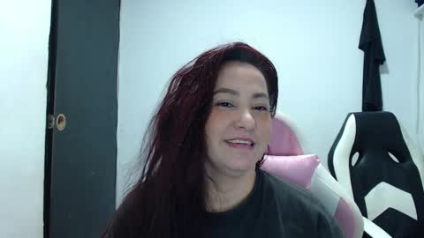 yessica and andres online show from February 2, 7:20 am