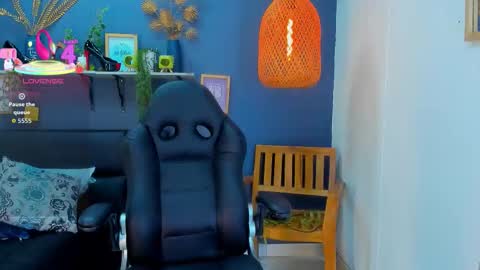 yessika_parker online show from March 3, 9:26 am