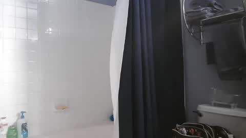 CUMONURFACE online show from January 24, 3:45 pm