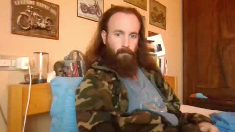 yeti_92 online show from October 1, 6:41 am