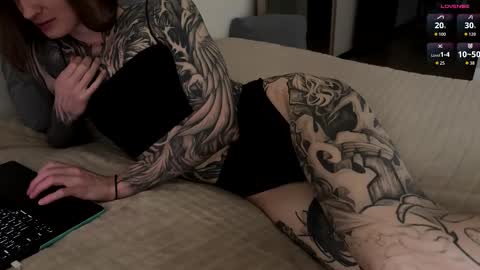 yexes online show from September 20, 7:53 am