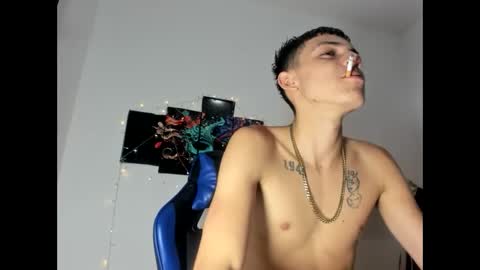 yherferson_45 online show from April 12, 5:12 am