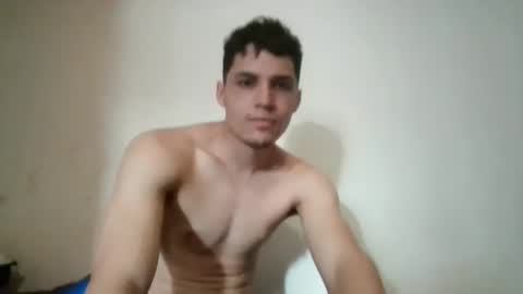 Snapshot of yhoangaga2025 chatting on May 13, 3:42 pm yhoangaga2025 online show from May 13, 3:42 pm