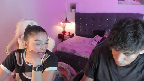 Yiing and yang online show from September 17, 10:44 pm