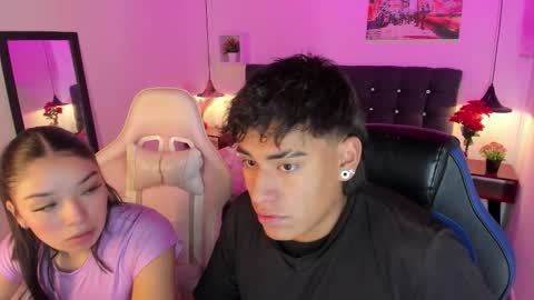 Yiing and yang online show from October 7, 9:23 pm