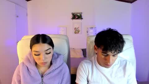 Yiing and yang online show from October 15, 9:04 pm