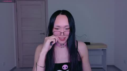 Snapshot of yingying_ chatting on January 9, 12:13 am yingying_ online show from January 9, 12:13 am