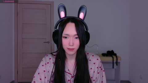 Snapshot of yingying_ chatting on February 6, 12:59 am yingying_ online show from February 6, 12:59 am