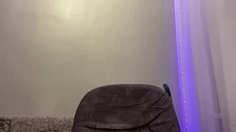 Kristi online show from February 28, 7:37 pm