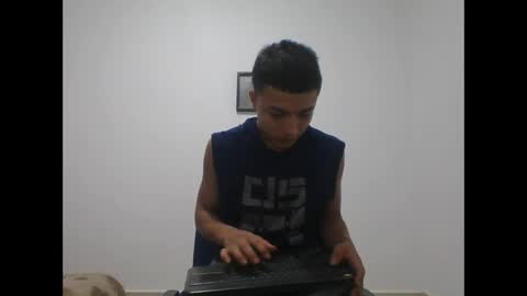 Snapshot of yissus_20 chatting on November 6, 2:07 pm yissus_20 online show from November 6, 2:07 pm