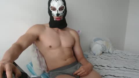 yisushot28 online show from April 2, 8:17 pm