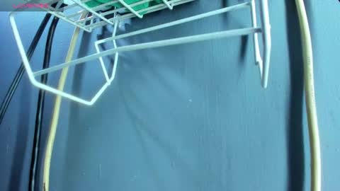 Yiyo online show from March 21, 9:07 pm