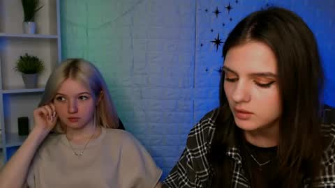 Ylia online show from May 4, 2:24 pm