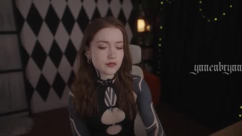 ynnenbrynn online show from October 9, 4:54 am