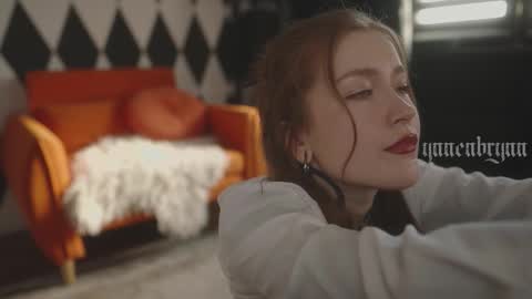 Snapshot of ynnenbrynn chatting on February 3, 6:22 am ynnenbrynn online show from February 3, 6:22 am