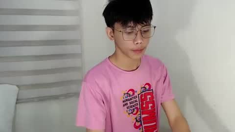 ynotyu online show from September 26, 11:25 am