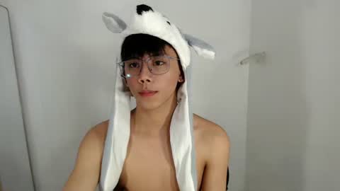 ynotyu online show from February 28, 4:41 pm