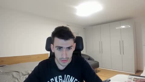 yoda130305 online show from February 18, 6:15 pm