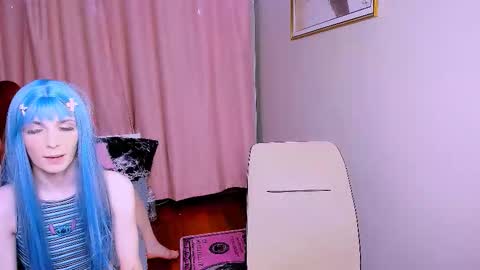 Mikaella - Mika online show from January 13, 4:18 am