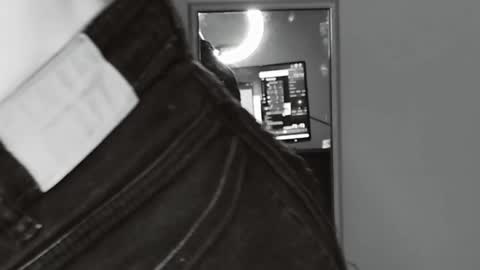 yoka_paradoxxx online show from October 10, 5:28 am