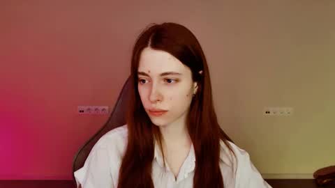 yoka_paradoxxx online show from February 13, 9:16 am