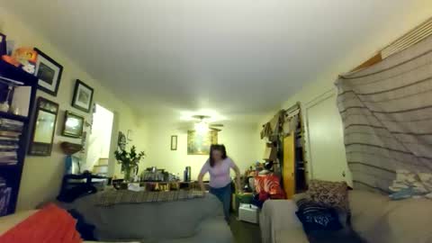 Snapshot of yokojoe chatting on October 18, 3:42 am YokoJoe online show from October 18, 3:42 am