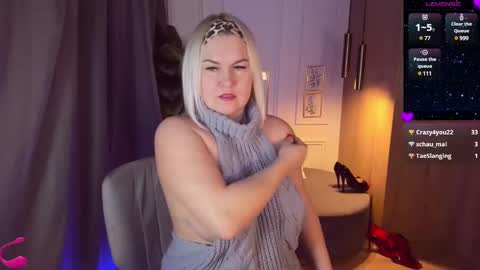 Snapshot of yolanda_kiss chatting on March 5, 11:27 pm Yolanda online show from March 5, 11:27 pm