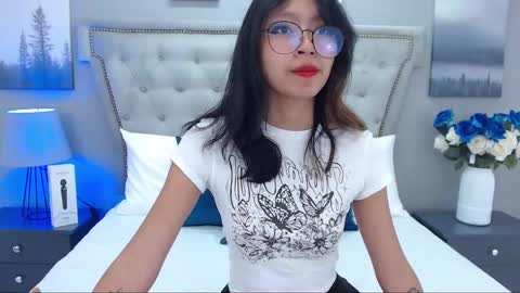 Yommi Winx online show from March 10, 10:55 pm