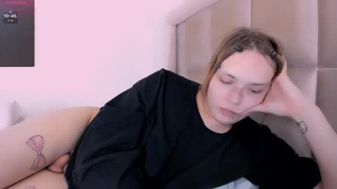 yomoyoo online show from February 5, 5:28 pm