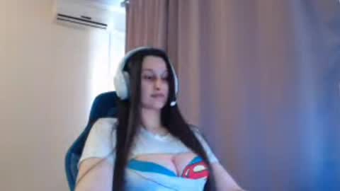 Snapshot of yongswab chatting on April 20, 2:09 pm Sophie online show from April 20, 2:09 pm