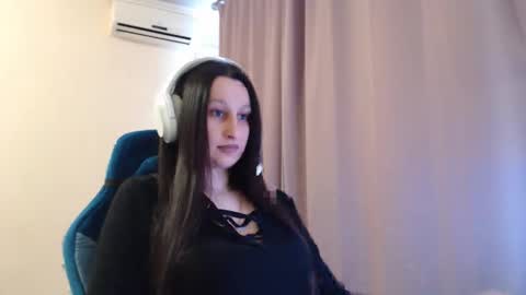 Snapshot of yongswab chatting on April 27, 2:59 pm Sophie online show from April 27, 2:59 pm