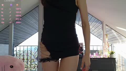 Snapshot of yononeey chatting on January 27, 1:19 pm Wilma online show from January 27, 1:19 pm