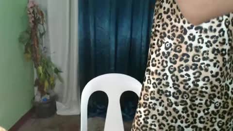 Snapshot of yor21bryar chatting on July 19, 8:51 am yor21bryar online show from July 19, 8:51 am