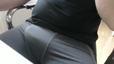 yorkiemanuk online show from March 5, 9:05 am